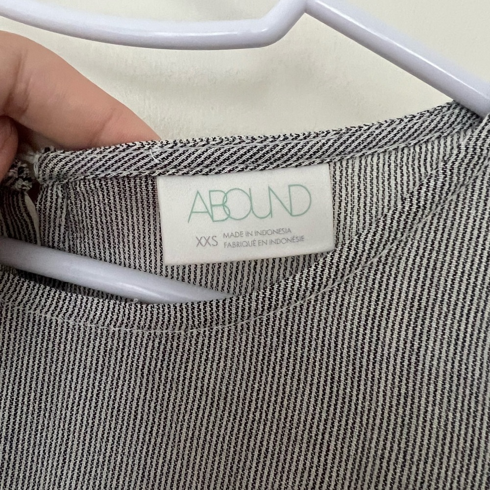 Striped Top - Picture 3 of 3